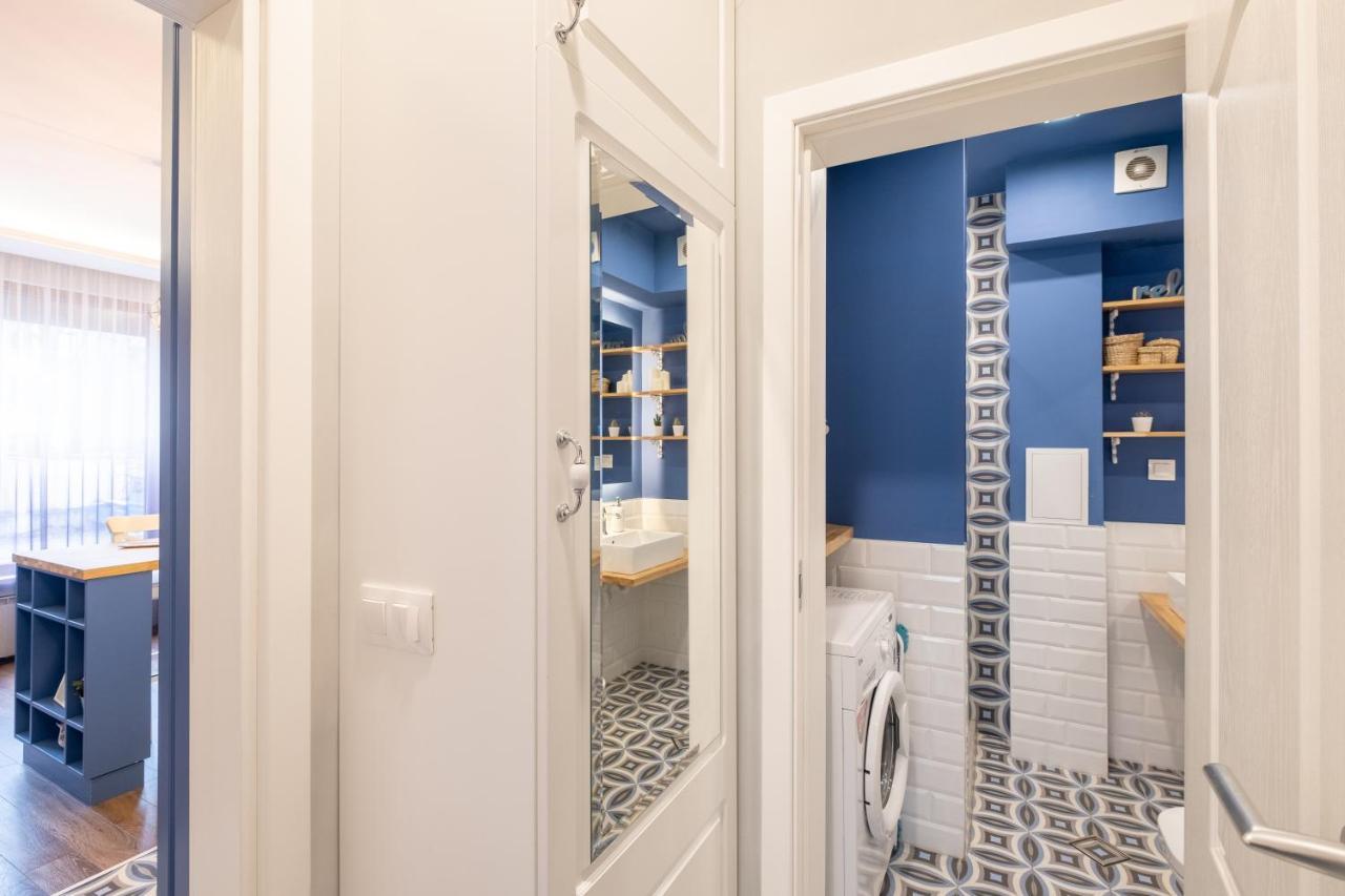 Designer & Cozy 2Bd Flat With A Parking In The City Center By Flat Mаnager Sofia Bagian luar foto